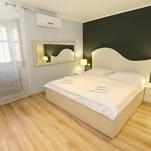 Apartment Apartman Gentile